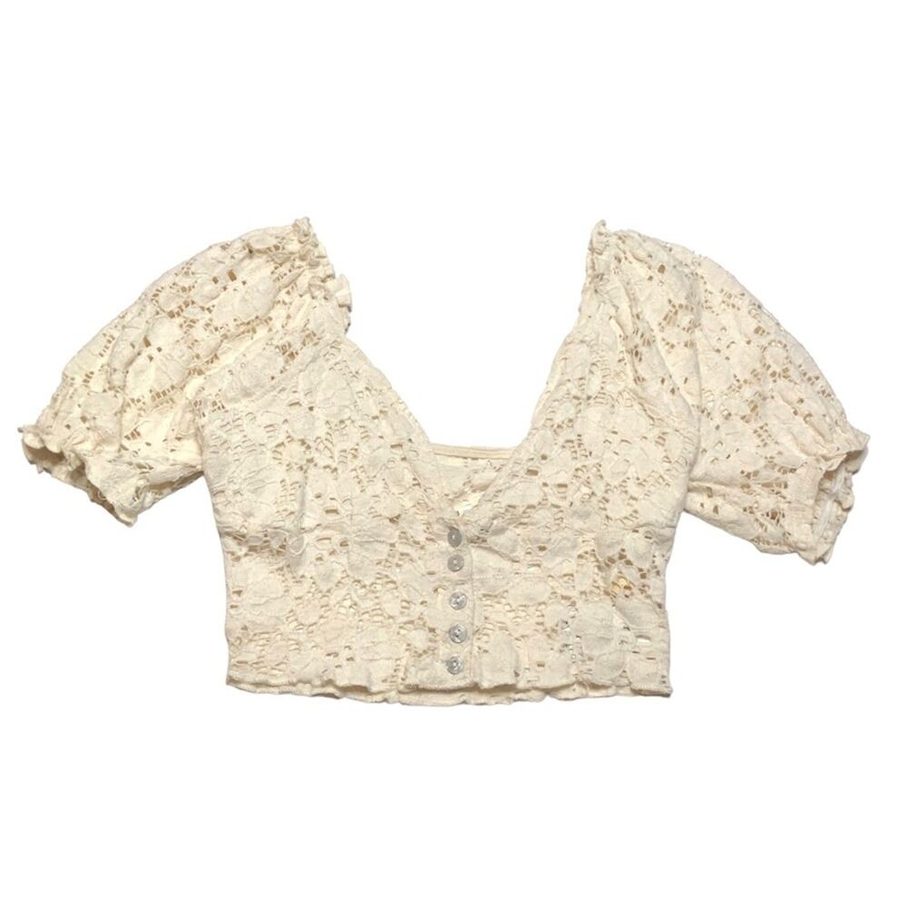 Urban Outfitters Forget Me Not Lace Crochet Puff Short Sleeve Crop Size Small